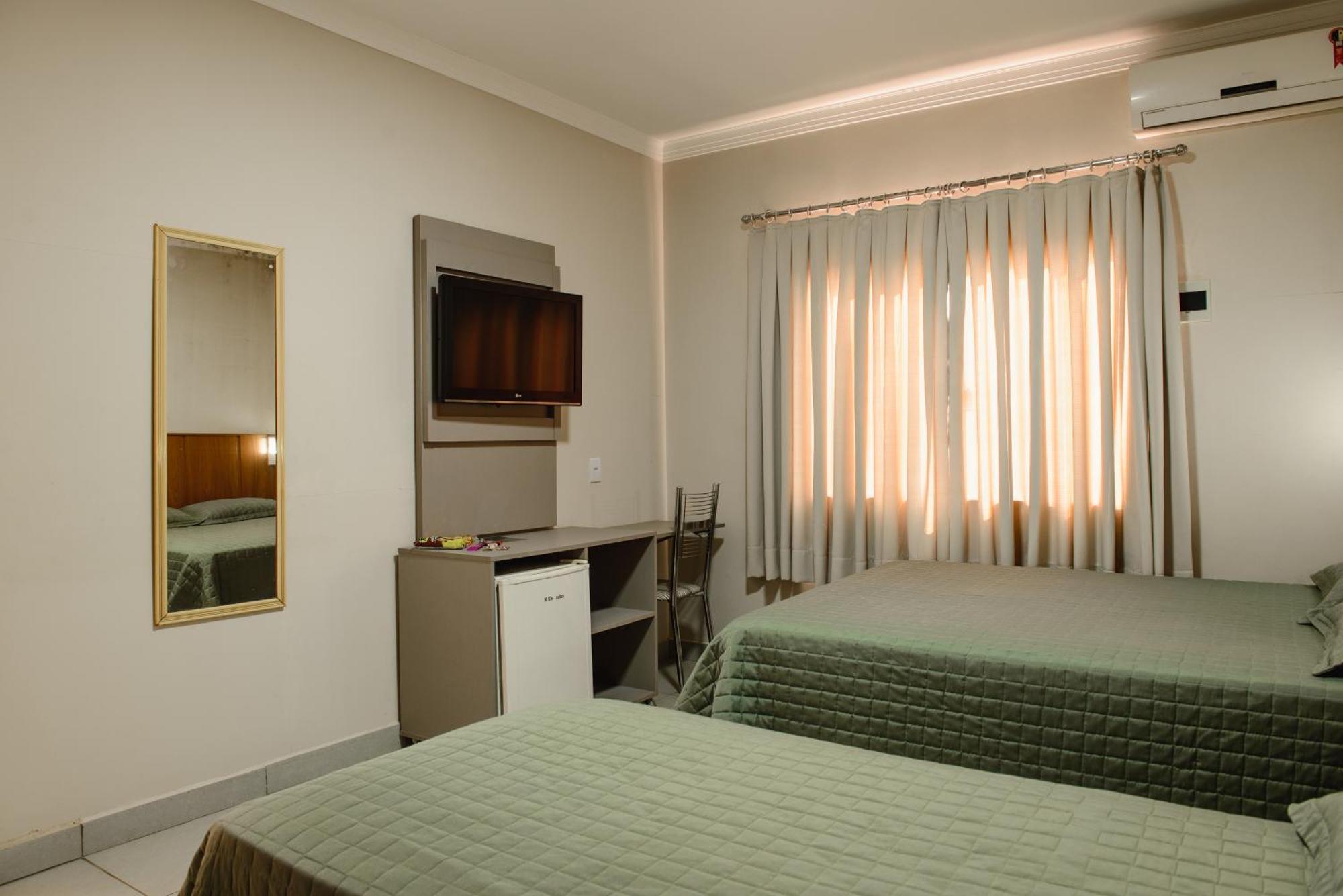 Hotel Trevo Cascavel Eksteriør bilde